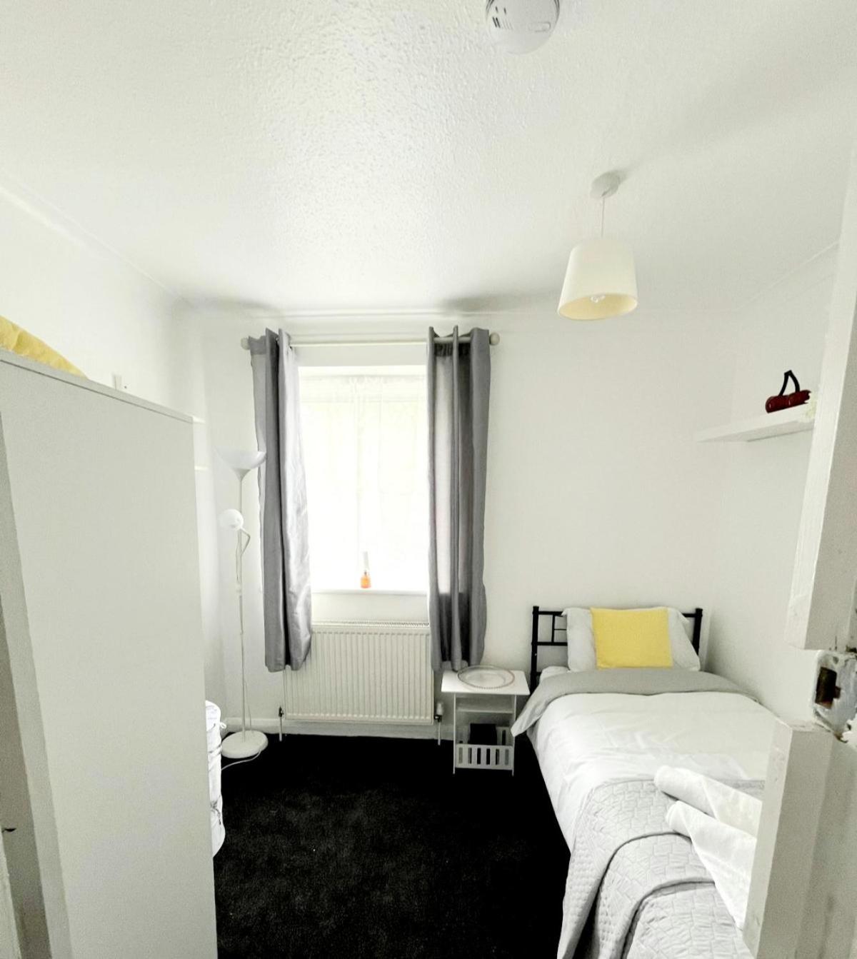 Cosy Room Stay 5 Sutton  Ngoại thất bức ảnh