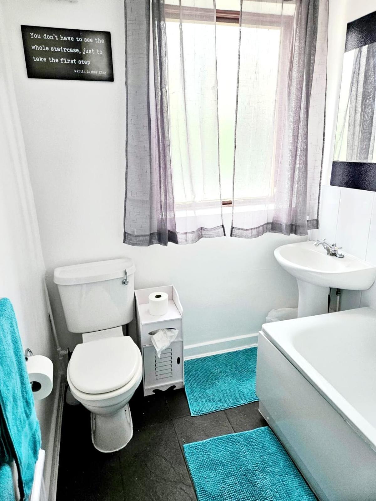 Cosy Room Stay 5 Sutton  Ngoại thất bức ảnh
